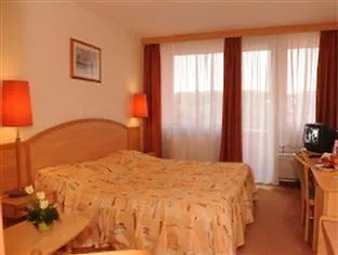 Hunguest Freya Hotell 3*